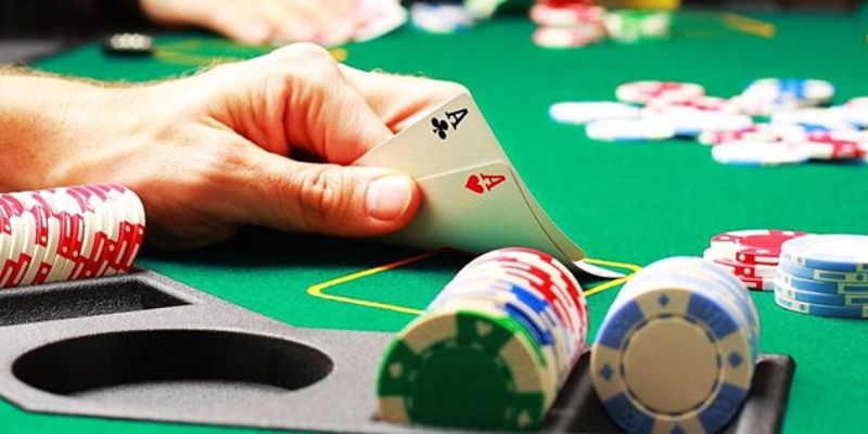 Biến thể game bài Poker Omaha